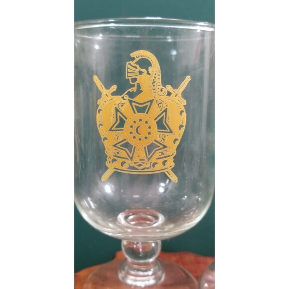 Vintage Knights Templar Master de Moley Seal Freemasonry Footed Dish w/ Lid - Picture 3 of 4